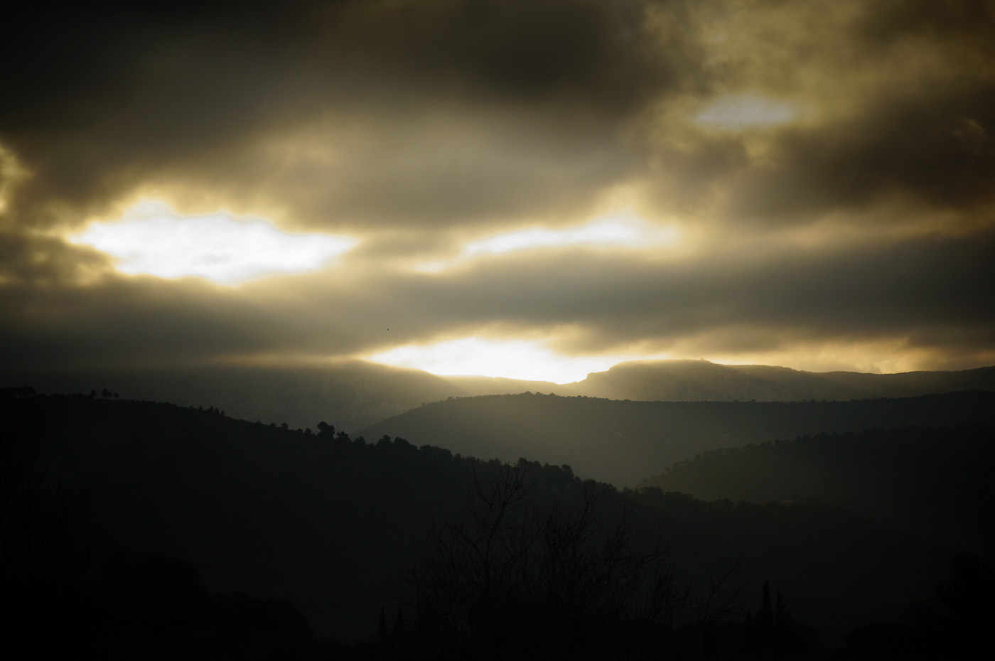 Black clouds over the hills of Provence. Leica Elmarit-M 90/2.8 on Sony NEX-5N