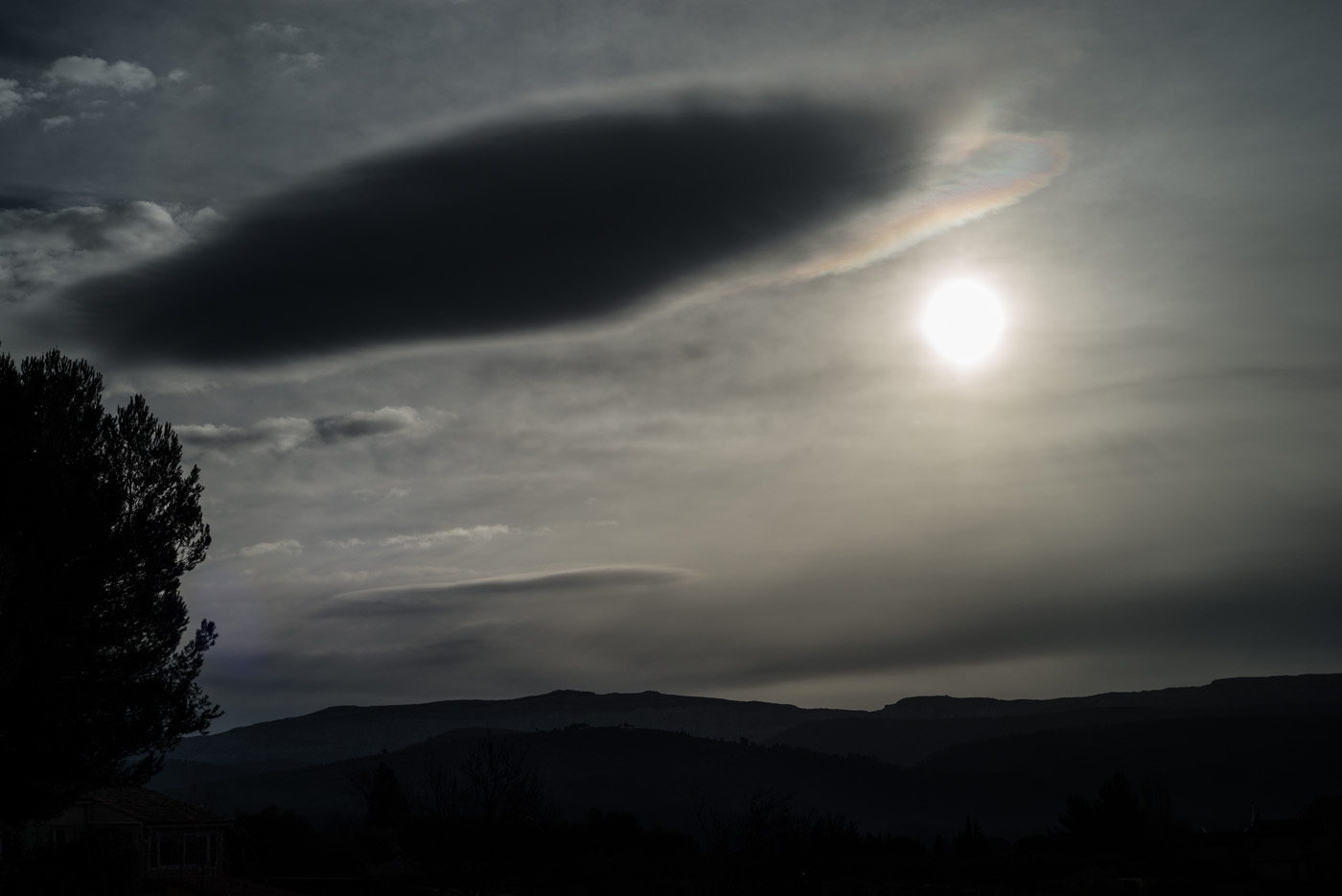 A dark grey lenticular cloud on a winter morning in Provence - Nikon D800e & Micro-Nikkor 55